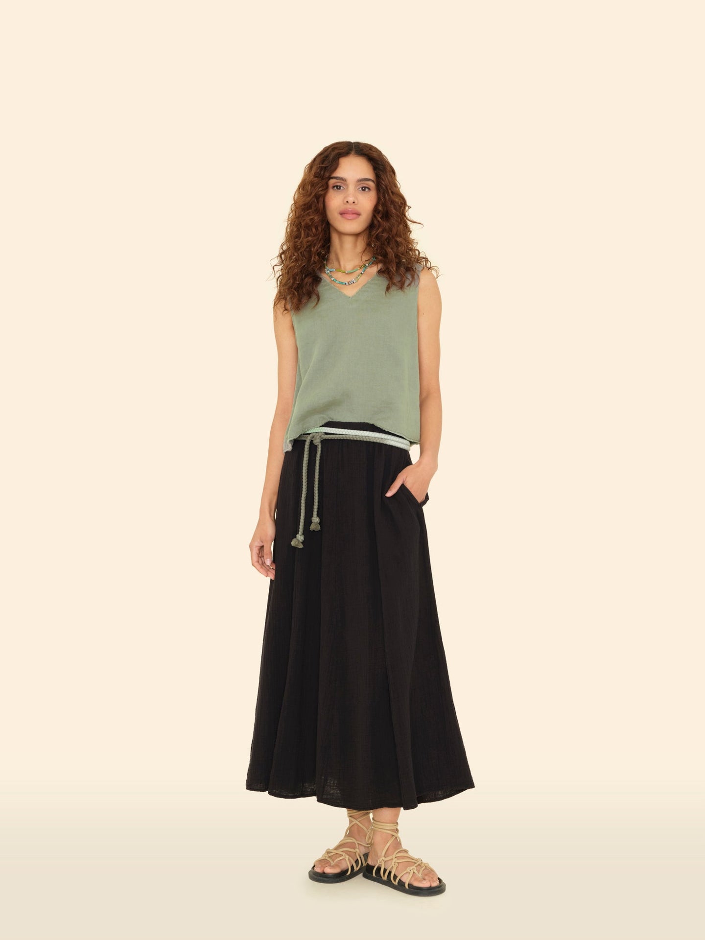 X2501 Skirt Black Deon Skirt Black Deon Skirt