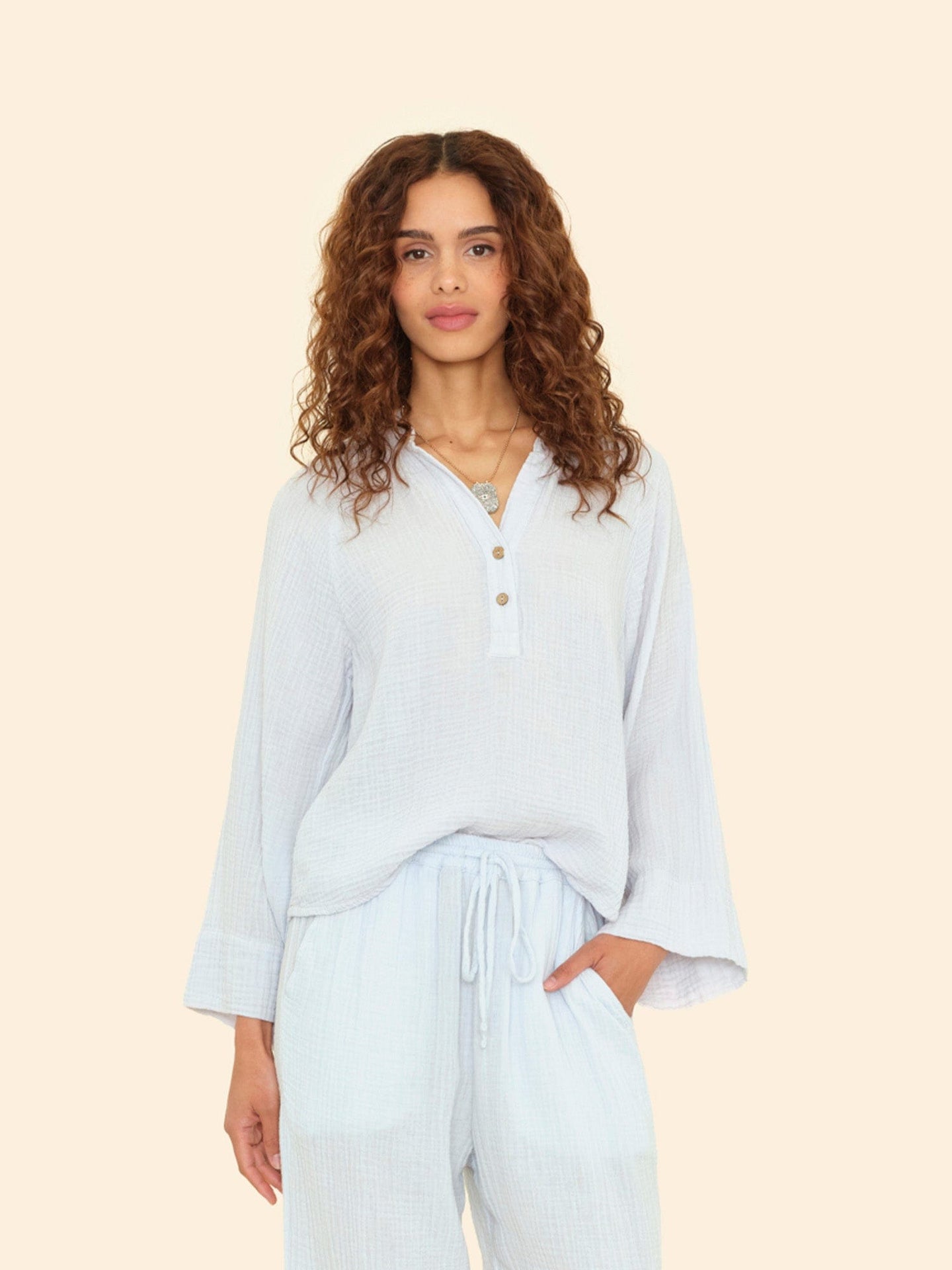 X2501 Top Pale Sky Carli Top Pale Sky Carli Top