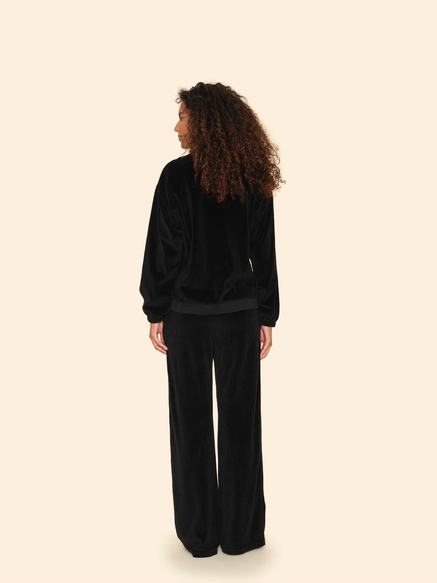 Xirena Sweatpant Black Mavis Velour Sweatpant Black Mavis Velour Sweatpant