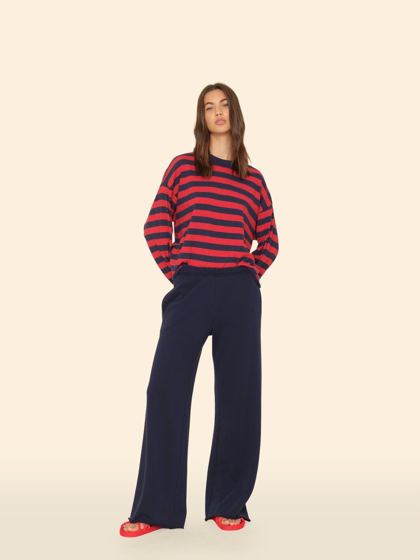 Xirena Sweatpant Navy Emmette Sweatpant