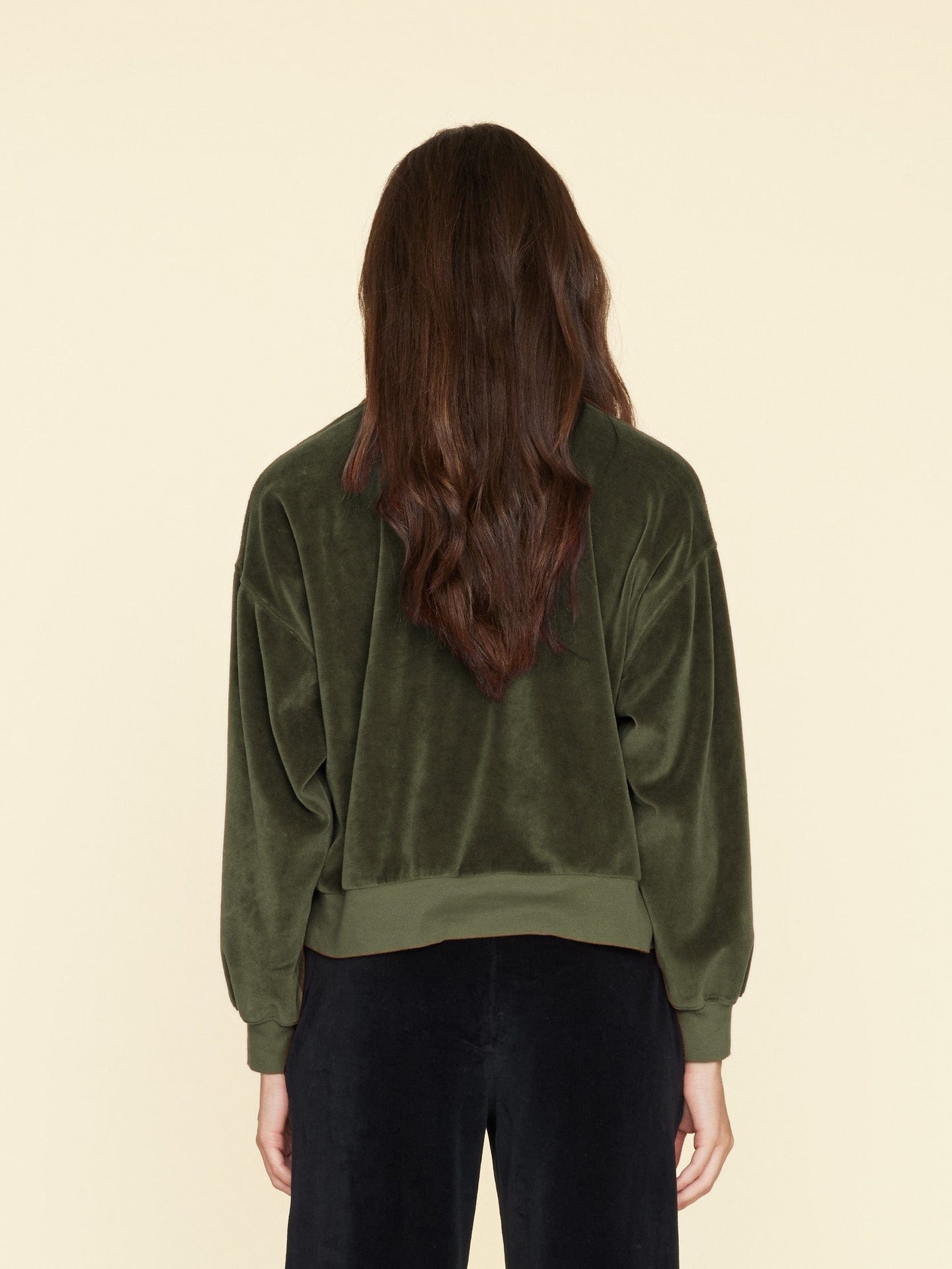 Xirena Sweatshirt Olivine Huxley Velour Sweatshirt