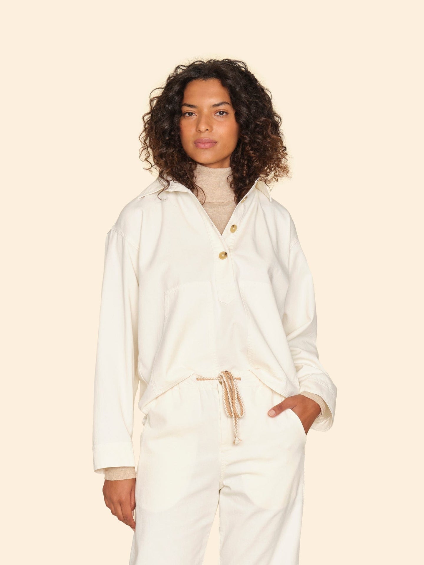 Xirena Top Chalk White Grady Twill Top Chalk White Grady Twill Top