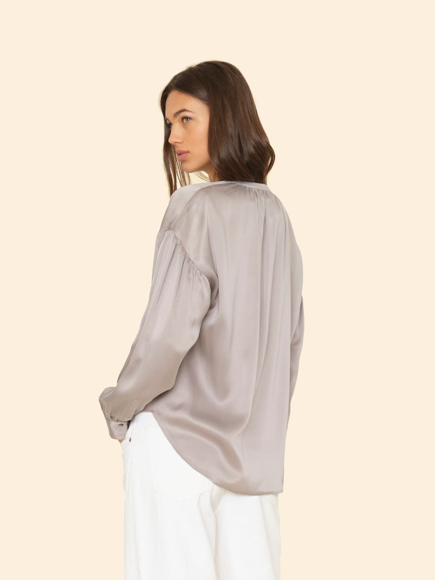 Xirena Top Pebble Grey Mayson Top